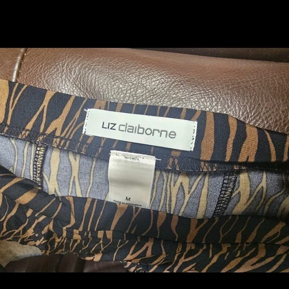 Liz Claiborne Classics Skirt Womens Sz 8 Black Pleated Preppy Academia Old Money - Picture 2 of 6